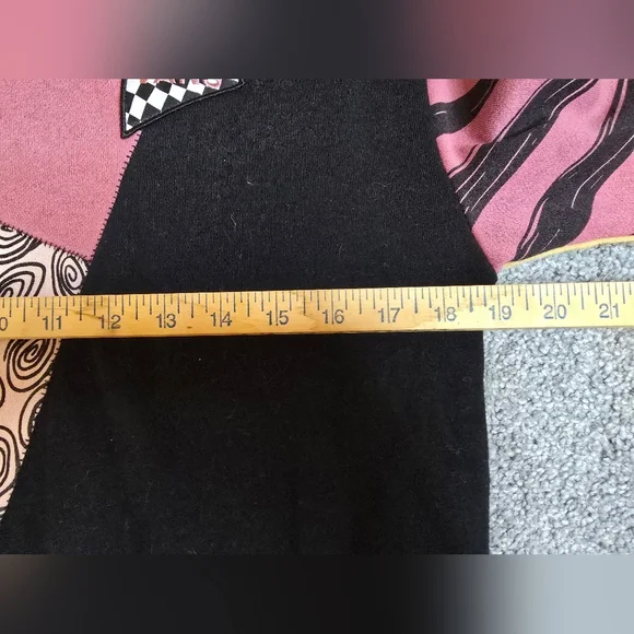 Vans X Disney Nightmare Before Christmas Mixed Pattern Crewneck Sweatshirt Small - Picture 5 of 11